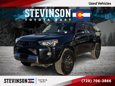 Certified 2022 Toyota 4Runner TRD Off-Road Premium w/ Moonroof Package image 1