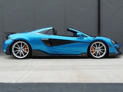 Used 2020 McLaren 600LT Spider RWD image 16