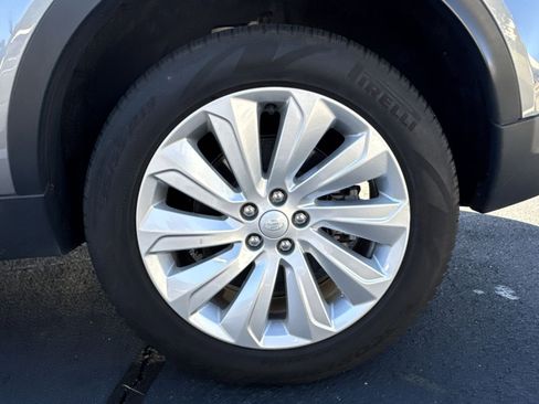 Used 2023 Land Rover Discovery Sport SE image 26