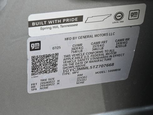Used 2026 Cadillac Vistiq Premium Luxury w/ LPO, Floor Liner Package AWD/4WD image 29