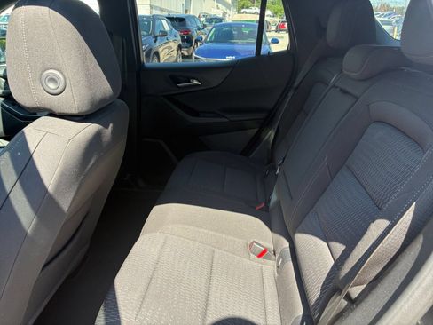 Used 2025 Chevrolet Equinox LT FWD image 21