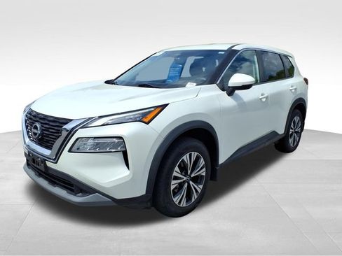 Used 2022 Nissan Rogue SV AWD/4WD image 2