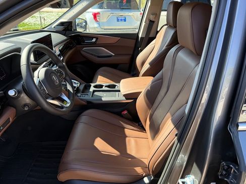 Certified 2026 Acura MDX w/ Technology Package image 13