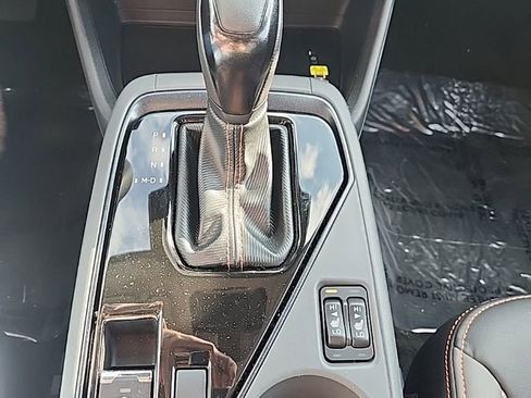 Certified 2025 Subaru Crosstrek 2.5i Limited w/ Crosstrek Mirror Package image 13