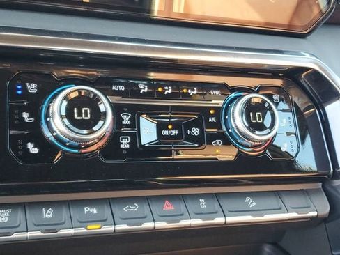 New 2026 GMC Sierra 2500 Denali Ultimate w/ Max Trailering Package AWD/4WD image 24