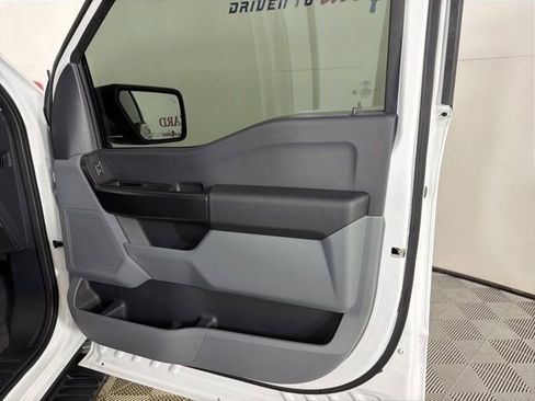 Used 2025 Ford F150 XL AWD/4WD image 19