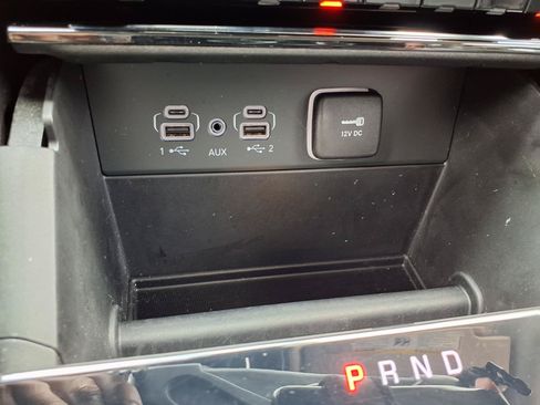 Used 2023 Jeep Grand Cherokee Limited RWD image 12