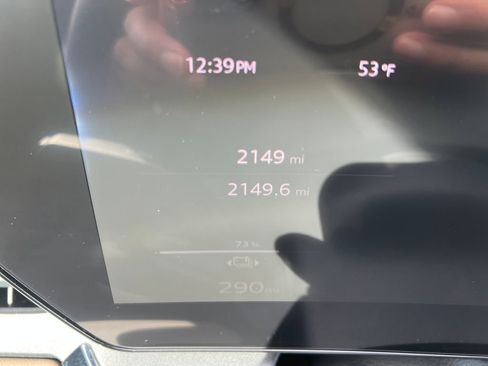 Used 2025 Audi Q6 e-tron Premium w/ Convenience Package image 17