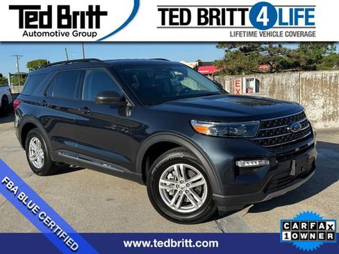 Certified 2023 Ford Explorer XLT w/ Equipment Group 202A AWD/4WD image 1