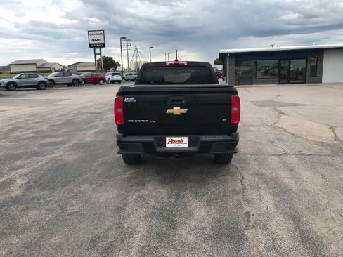 Used 2020 Chevrolet Colorado LT AWD/4WD image 7