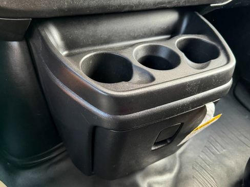 Used 2022 GMC Savana 2500 w/ Driver Convenience Package image 25