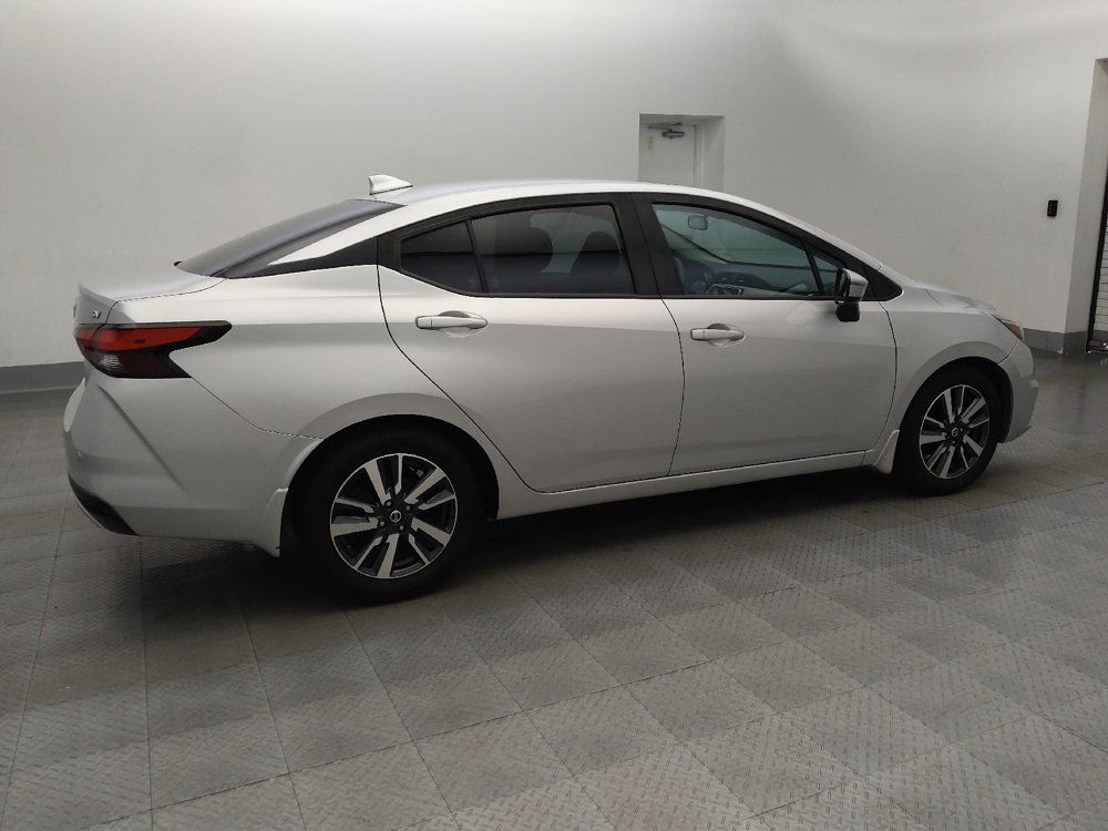 Used 2020 Nissan Versa SV FWD image 10