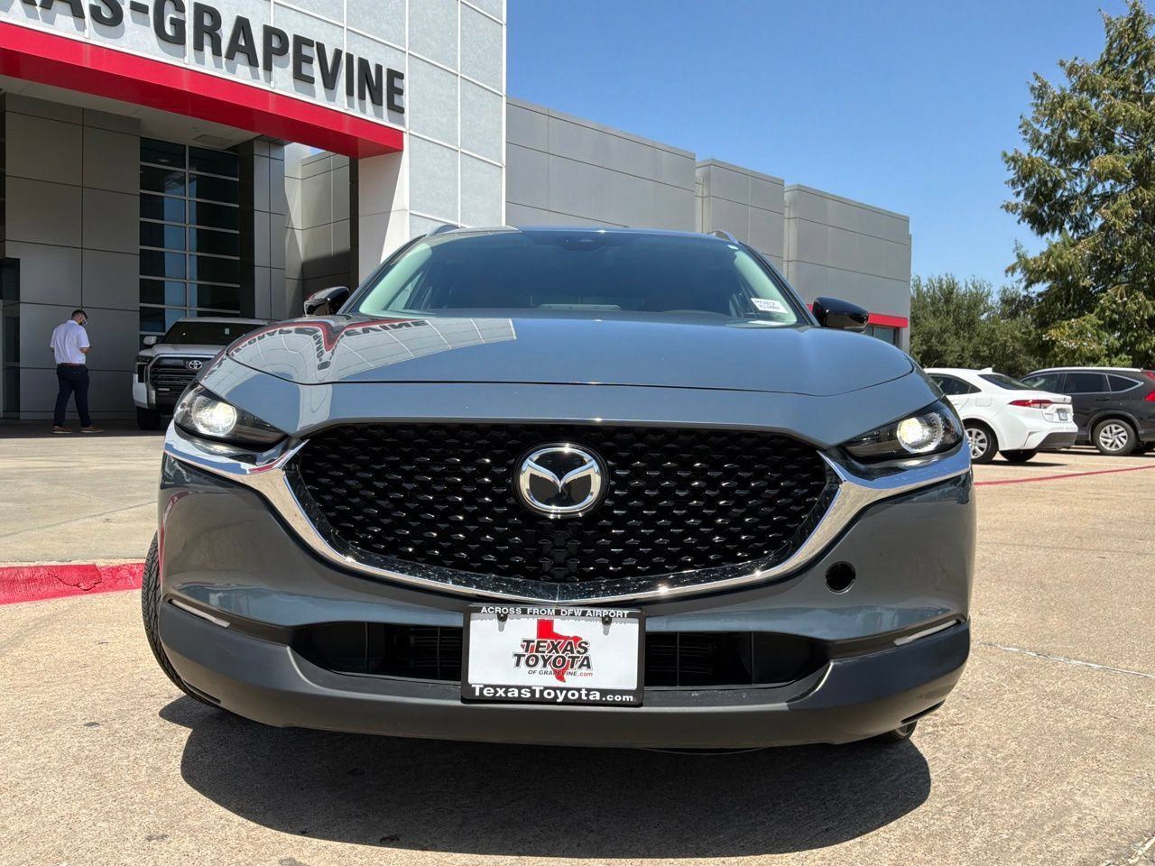 Used 2023 MAZDA CX-30 AWD 2.5 S w/ Preferred Package image 3