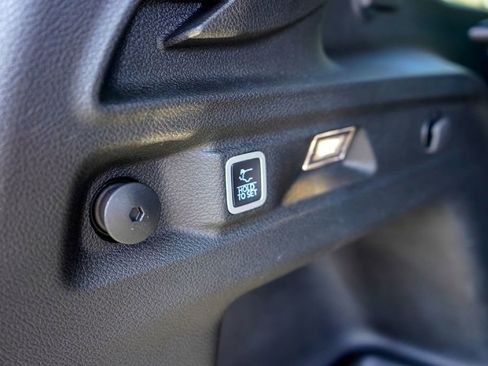 Used 2023 Jeep Grand Cherokee L Limited image 27