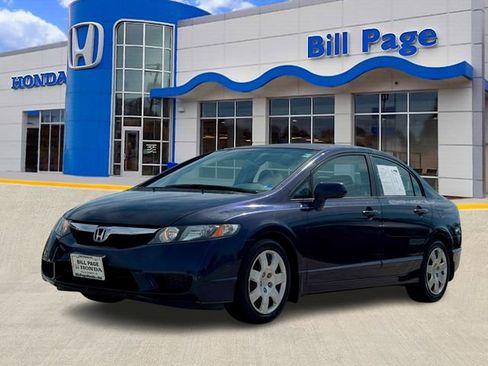 Used 2010 Honda Civic LX image 2