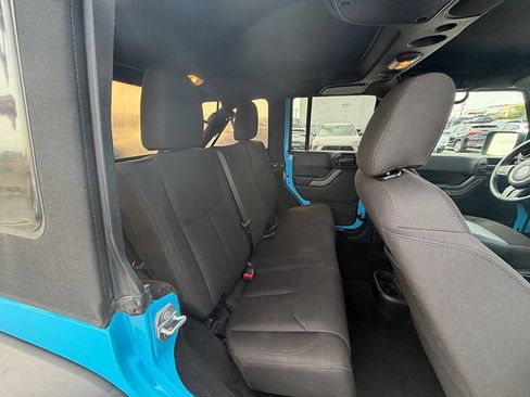 Used 2017 Jeep Wrangler Unlimited Sport w/ Quick Order Package 24S AWD/4WD image 19