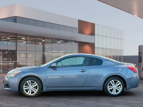 Used 2010 Nissan Altima 2.5 S FWD image 6