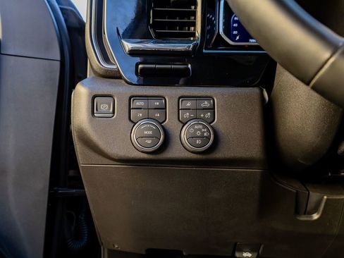 Used 2024 Chevrolet Silverado 2500 LTZ w/ LTZ Plus Package image 22