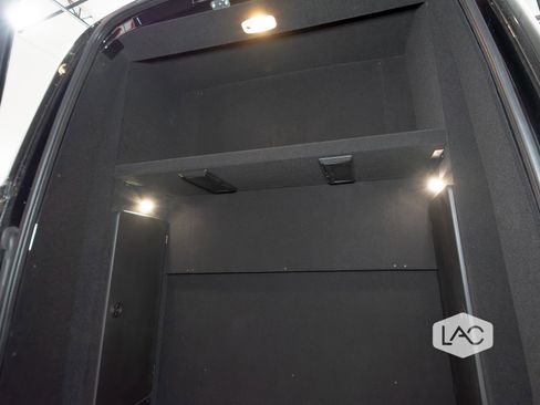 Used 2024 Mercedes-Benz Sprinter 3500 image 32