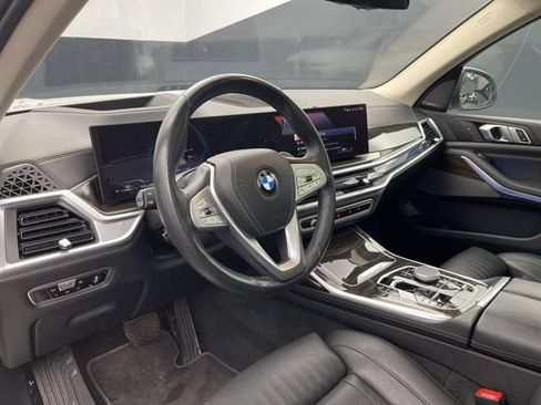 Used 2023 BMW X7 xDrive40i AWD/4WD image 11