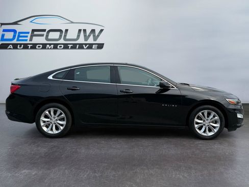 Used 2023 Chevrolet Malibu LT FWD image 2