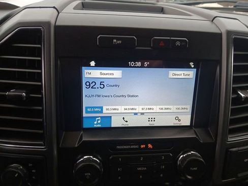 Used 2019 Ford F150 XLT w/ Trailer Tow Package image 16