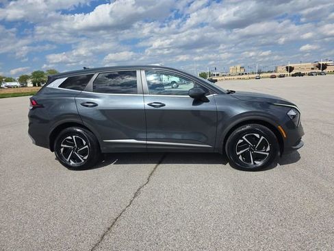 Used 2023 Kia Sportage LX AWD/4WD image 14