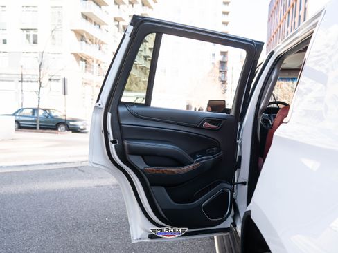 Used 2019 Chevrolet Tahoe Premier w/ Premier Plus Edition image 46