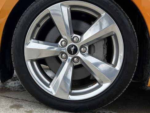 Used 2019 Ford Mustang GT Premium image 33