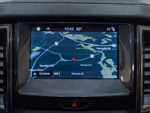 Certified 2019 Ford Ranger Lariat w/ Equipment Group 501A Mid image 29