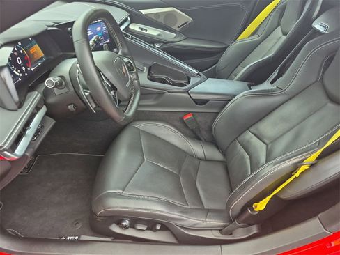 Used 2022 Chevrolet Corvette Stingray Preferred Cpe w/ Z51 Performance Package image 18