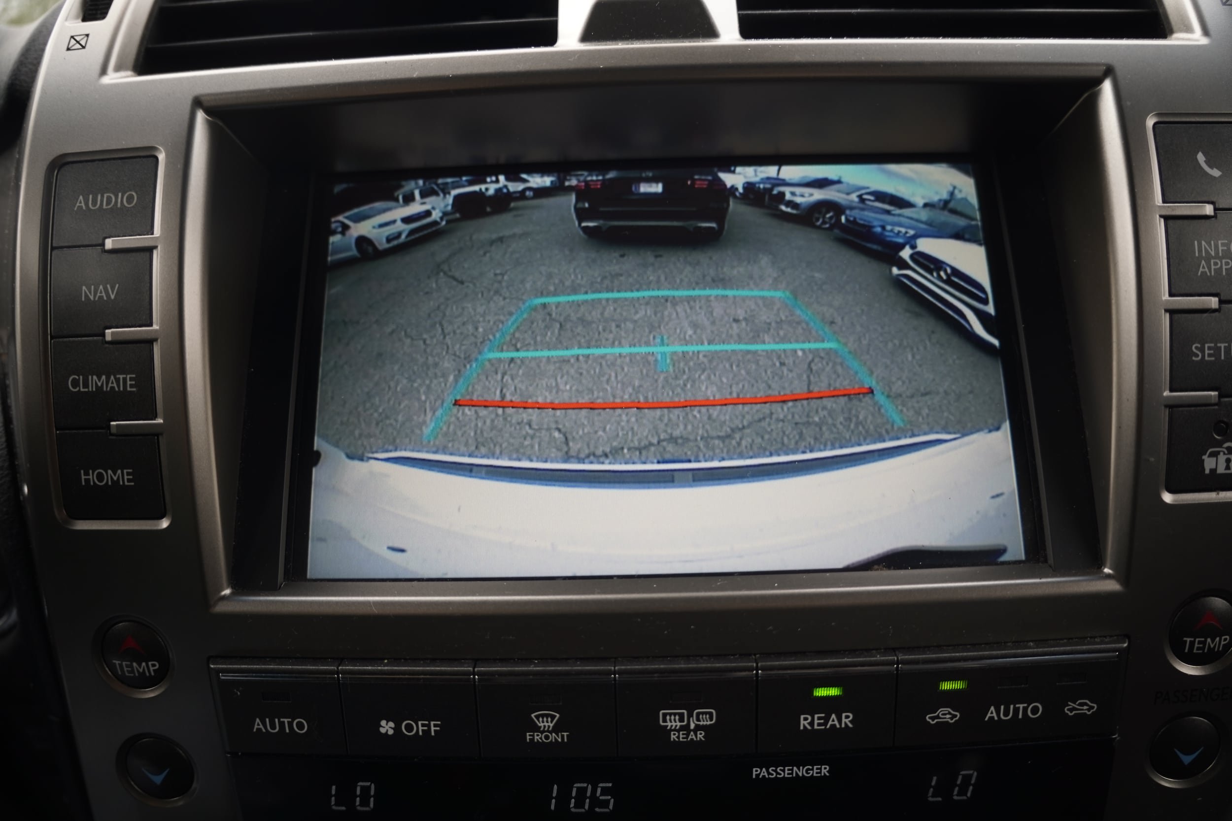Used 2020 Lexus GX 460 Premium w/ Premium Package AWD/4WD image 22
