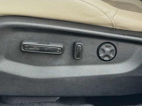 Used 2021 Honda CR-V Touring image 25