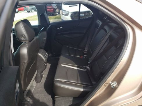 Used 2019 Chevrolet Equinox Premier image 15