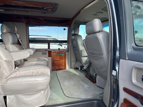 Used 1999 GMC Savana 1500 image 34