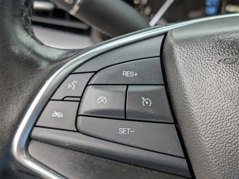 Used 2019 Cadillac XT5 Luxury image 19