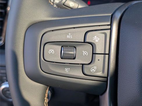 Used 2026 GMC Sierra 2500 AT4 w/ AT4 Premium Plus Package AWD/4WD image 19