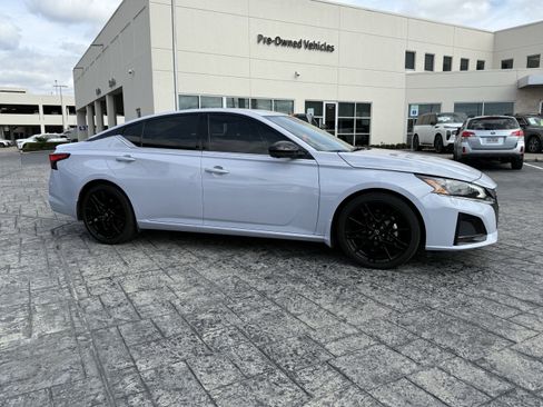 Used 2024 Nissan Altima 2.0 SR image 8