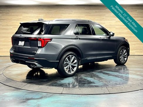 Used 2025 Ford Explorer Platinum w/ Ultimate Package AWD/4WD image 23