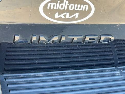 Used 2019 Ford Expedition Limited w/ Equipment Group 303A AWD/4WD image 11