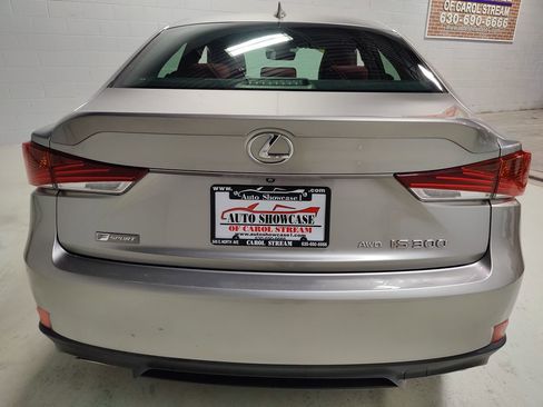 Used 2019 Lexus IS 300 F Sport w/ F Sport Package image 8