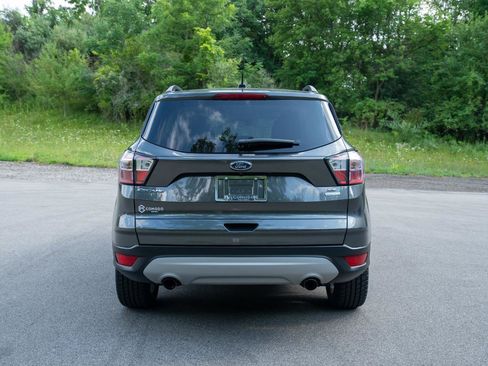Used 2018 Ford Escape SE FWD image 4