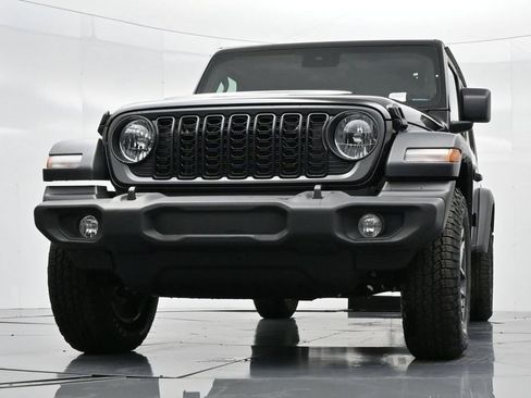 Used 2024 Jeep Wrangler Unlimited Sport AWD/4WD image 36