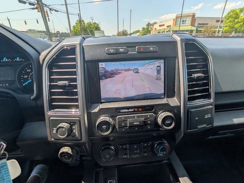 Used 2019 Ford F150 XLT w/ Equipment Group 302A Luxury AWD/4WD image 39