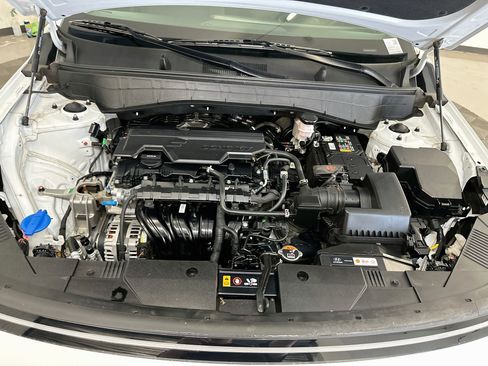 Used 2025 Hyundai Kona SEL AWD/4WD image 34