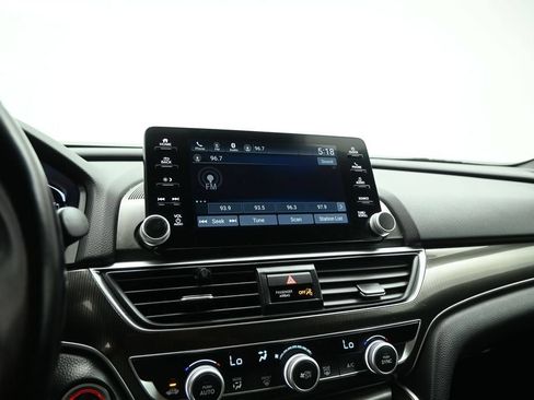 Used 2020 Honda Accord Sport image 14
