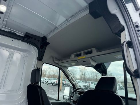 New 2026 Ford Transit 250 148 Medium Roof image 23