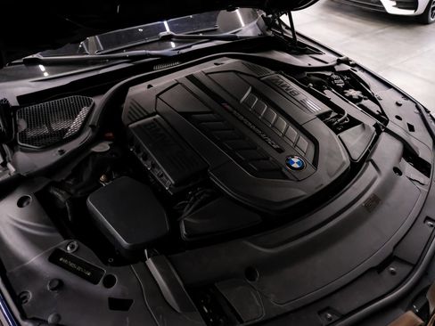 Used 2018 BMW M760i xDrive AWD/4WD image 69