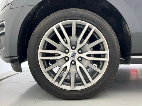 Used 2022 Ford Expedition Platinum image 25