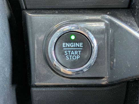 Used 2022 Ford F150 XLT w/ Equipment Group 302A High image 26